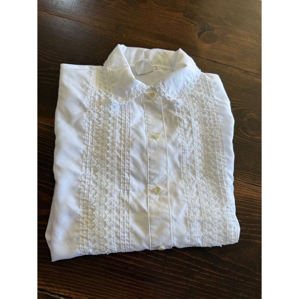 Vintage R&J White Lace Trim Pintuck Button Down Blouse Medium Made in USA 0243